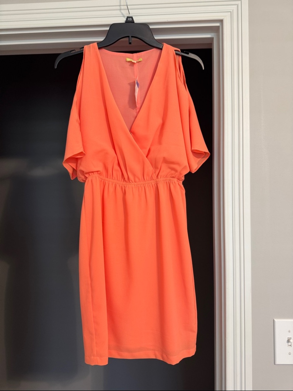 NWT Women’s Coral V-Neck Wrap Dress size xsmall